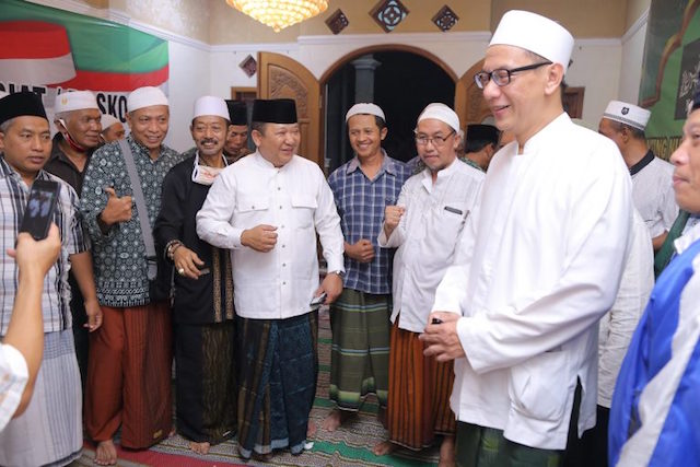 Haji Hendy-Gus Firjaun Bersama Temui Jamaah Hidayatul Ummah Ambulu